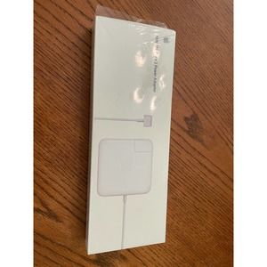 NEW Apple 85W Magsafe 2 Power Adapter
